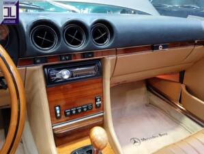 Bild 29/60 von Mercedes-Benz 380 SL (1982)