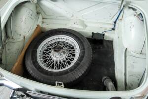 Bild 40/50 von MG MGB (1975)