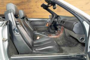 Image 8/19 de Mercedes-Benz 300 SL (1990)