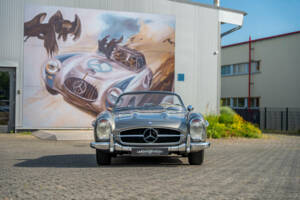 Image 6/38 of Mercedes-Benz 300 SL Roadster (1961)