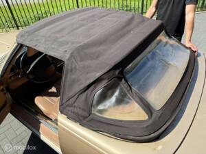 Immagine 29/41 di Mercedes-Benz 560 SL (1986)