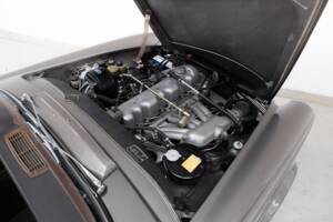 Image 33/35 de Mercedes-Benz 230 SL (1966)