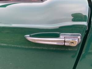 Image 15/66 of Triumph TR 4 (1964)