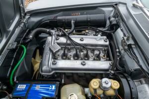 Image 16/50 de Alfa Romeo Giulia GT 1300 Junior (1972)