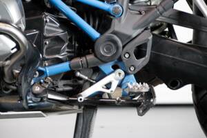 Image 15/50 of BMW DUMMY (2017)