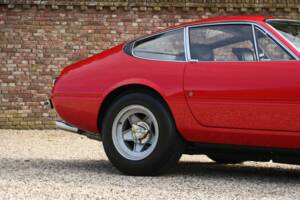 Afbeelding 19/50 van Ferrari 365 GTB/4 Daytona (1973)