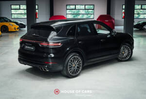 Immagine 7/24 di Porsche Cayenne Turbo (2018)