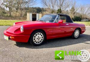 Bild 4/10 von Alfa Romeo 2.0 Spider (1990)