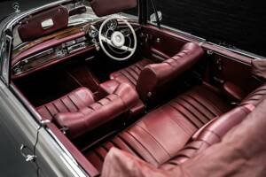 Afbeelding 24/36 van Mercedes-Benz 300 SE (1965)