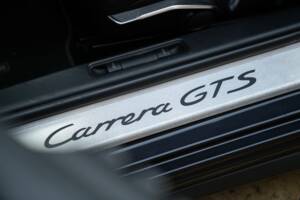 Image 46/50 of Porsche 911 Carrera GTS (2011)