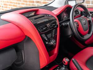 Bild 28/50 von Aston Martin Cygnet (2011)