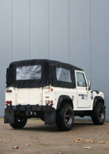Bild 30/39 von Land Rover 90 (1989)