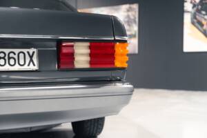 Bild 16/37 von Mercedes-Benz 560 SEC (1990)