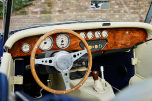 Immagine 15/50 di Morgan Plus 8 35th Anniversary (2004)