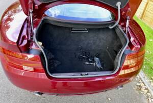 Bild 36/50 von Aston Martin DB 9 (2005)