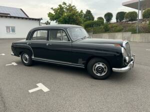Image 1/8 of Mercedes-Benz 220 a (1956)