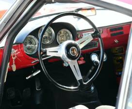 Image 41/50 of Alfa Romeo Giulietta Sprint (1961)
