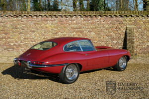 Afbeelding 21/50 van Jaguar E-Type (1968)