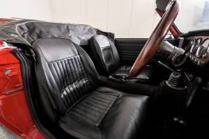 Image 13/50 de Triumph Spitfire Mk III (1968)