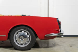 Bild 36/77 von Alfa Romeo 2000 Spider (1961)