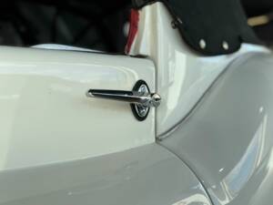 Bild 20/22 von Jaguar XK 120 OTS (1952)