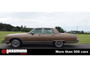 Image 4/15 of Pontiac Bonneville (1981)