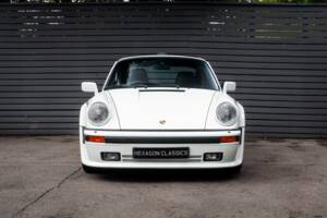 Image 15/50 of Porsche 911 Turbo LE (1989)