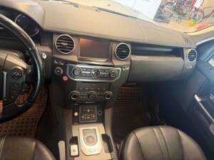 Bild 10/13 von Land Rover Discovery SDV6 (2011)