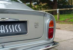 Bild 14/27 von Aston Martin DB 6 Mk II (1971)