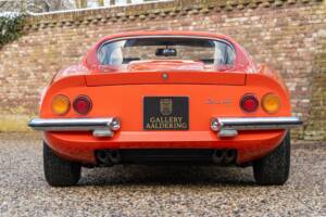 Image 6/50 de Ferrari Dino 246 GT (1970)