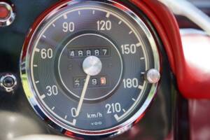 Image 6/16 de Mercedes-Benz 190 SL (1963)