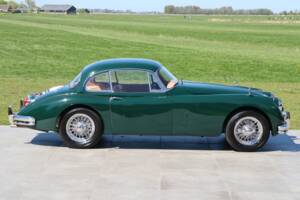 Image 27/50 of Jaguar XK 150 FHC (1959)