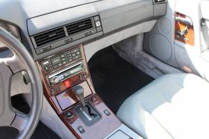 Imagen 8/22 de Mercedes-Benz 500 SL (1993)