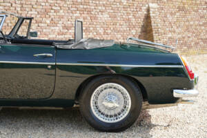 Image 16/50 of MG MGB (1969)