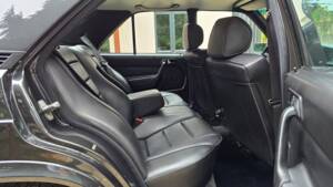 Imagen 65/69 de Mercedes-Benz 190 E 2.3-16 (1985)