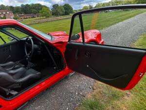 Bild 27/47 von Porsche 911 Carrera 4 (1990)