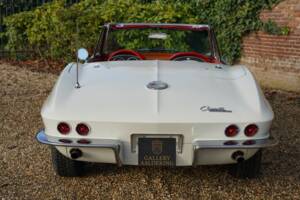 Immagine 13/50 di Chevrolet Corvette Sting Ray (1963)