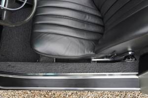 Imagen 31/50 de Mercedes-Benz 280 SL (1969)