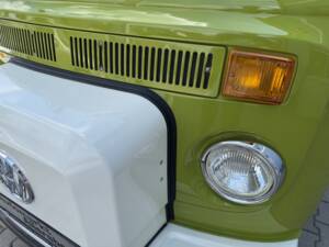 Image 17/100 of Volkswagen T2b Westfalia (1979)