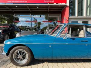 Image 5/35 de MG MGB GT (1972)