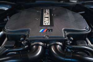 Image 24/41 of BMW Z8 (2002)