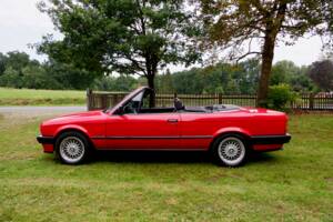 Imagen 23/26 de BMW 318i (1992)