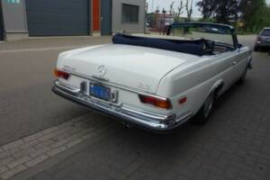 Bild 8/22 von Mercedes-Benz 280 SE 3,5 (1971)