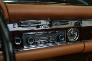 Bild 15/50 von Mercedes-Benz 280 SL (1971)