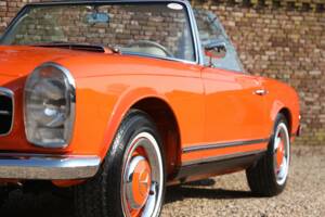 Image 28/50 of Mercedes-Benz 230 SL (1964)