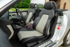 Obraz 34/50 pojazdu Mercedes-Benz SLK 230 Kompressor (1997)