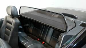 Image 14/30 de Mercedes-Benz E 220 (1995)