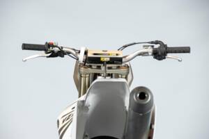Image 11/50 de Yamaha DUMMY (2007)