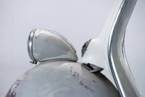 Immagine 37/50 di Piaggio Vespa 125 (1954)