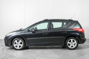 Bild 9/23 von Peugeot 207 1.6 VTi SW (2010)